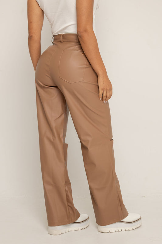 PANTALÓN LEO CHOCOLATE