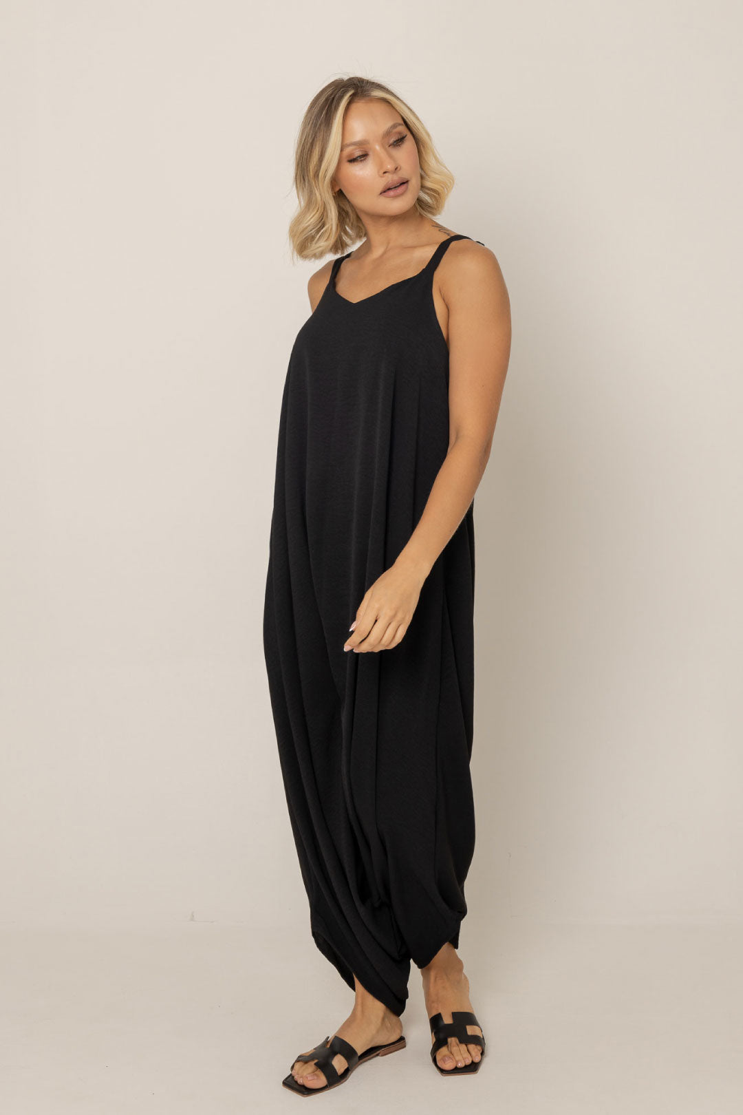 JUMPSUIT MARIANA NEGRO